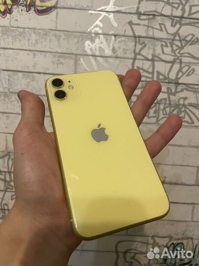 iPhone 11, 64 ГБ