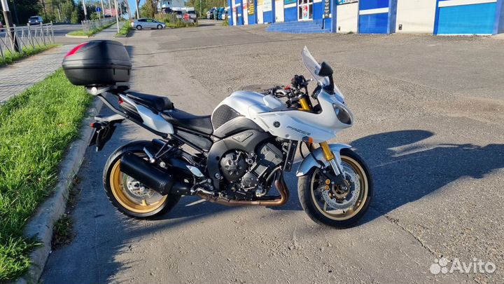 Продам мотоцикл Yamaha FZ8-S