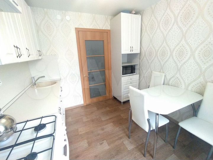 2-к. квартира, 57,5 м², 1/2 эт.