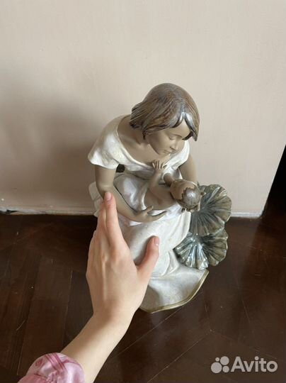 Статуэтка lladro фарфоровая