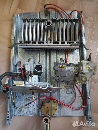 Запчасти на газовую колонку юнкерс