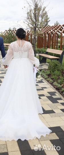 Свадебное платье
