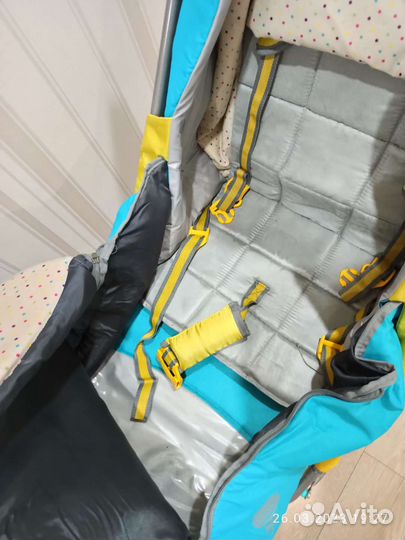 Коляска санки на лыжах