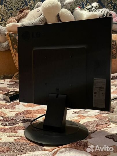 Продам монитор LG