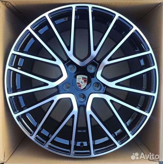 Летние колеса на porsche cayenne coupe r21