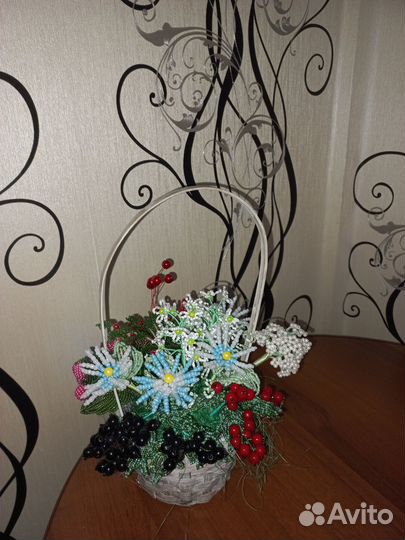 Композиция из бисера