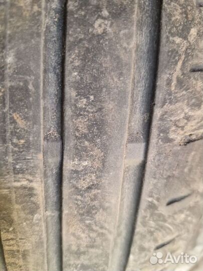 Yokohama BluEarth E50 215/65 R17 98B