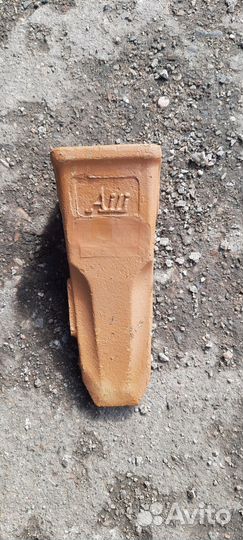 Коронка CAT J350 1U3352RC кованая скальная