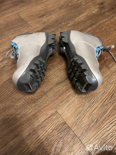 Лыжные ботинки 32 р-р