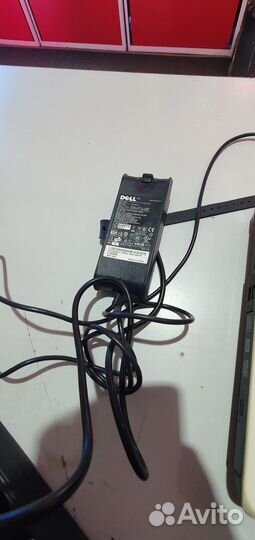 Ноутбук с 17 экраном dell pp14L с сзу