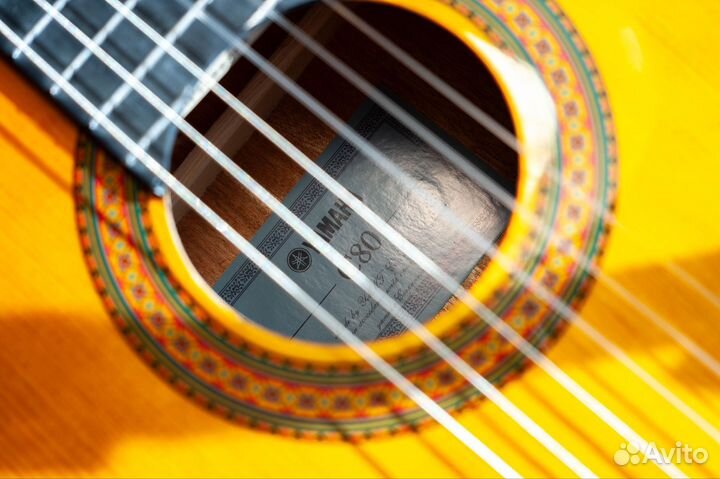 Классическая гитара yamaha c80