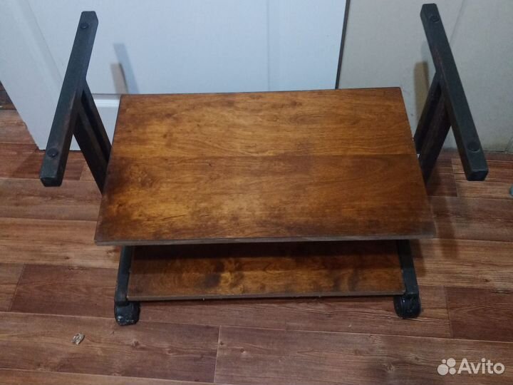 Подставка под телевизор