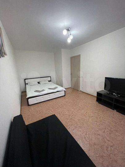 1-к. квартира, 40 м², 8/10 эт.