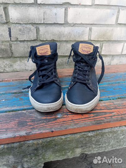 Кеды Levi's Strauss & C.O