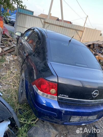 Запчасти opel astra h седан