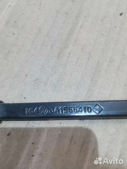 Поводок дворника volkswagen passat b 4