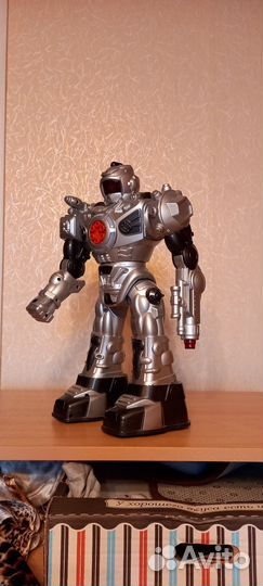 Роботы-40см и 15см