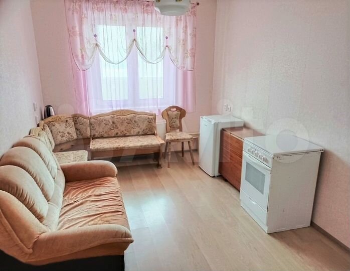 2-к. квартира, 48 м², 9/10 эт.