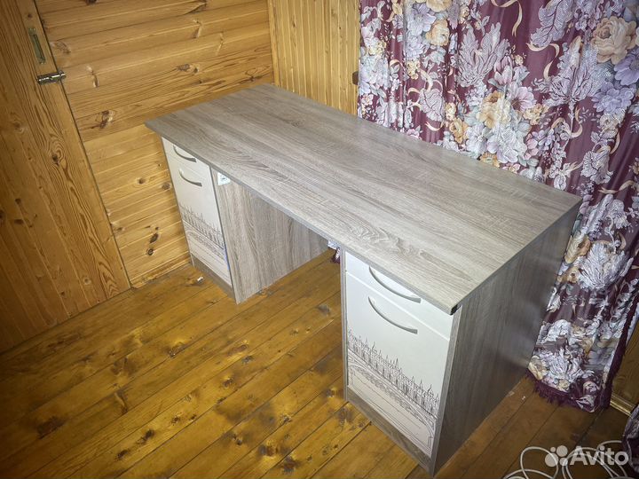 Письменный стол детский бу