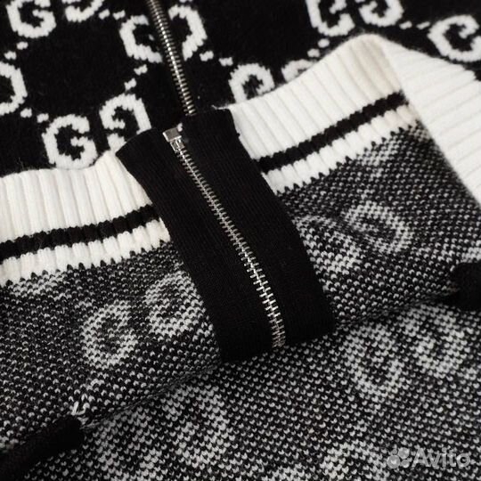 Gucci свитер на молнии