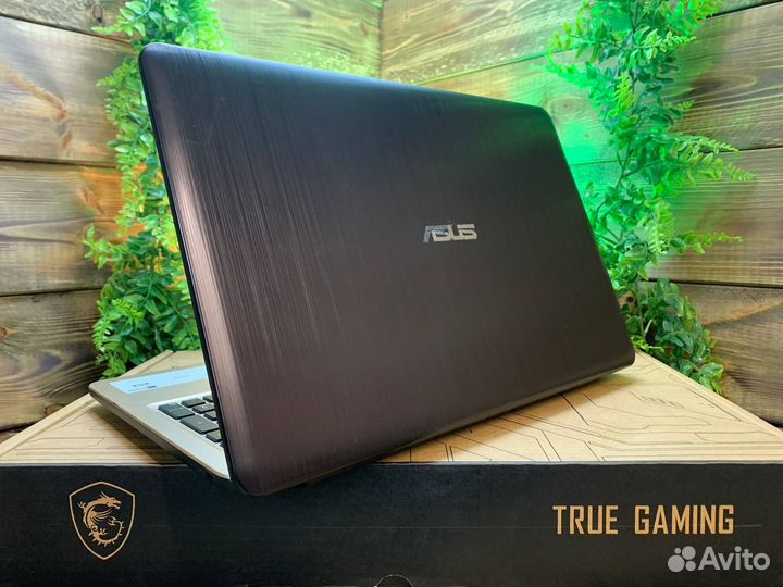 Игровой ноутбук Asus Intel/GeForce/8gb/SSD