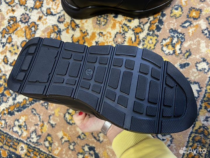 Ботинки женские 37 размер