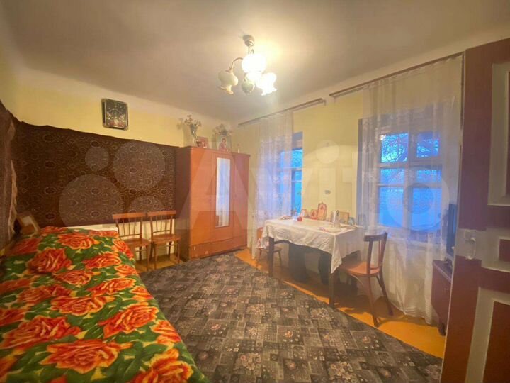 Дом 32 м² на участке 5 сот.