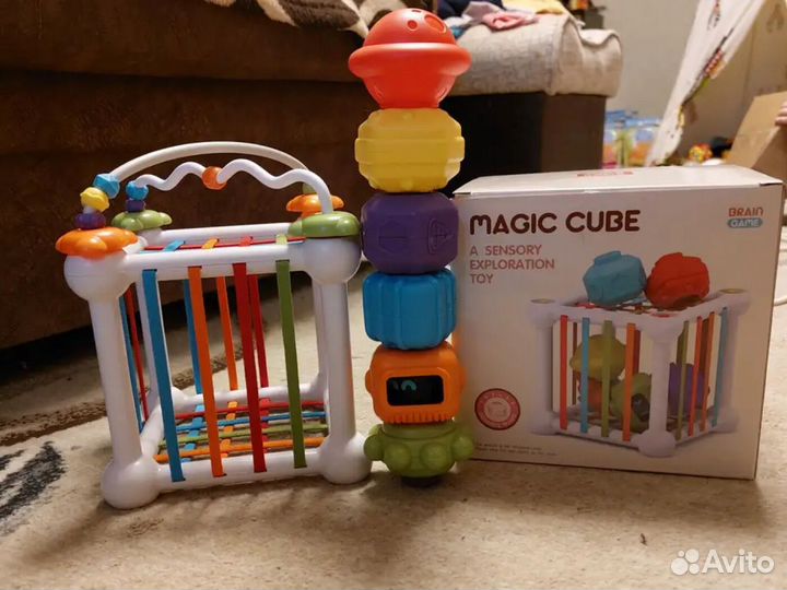 Сортер монтессори - куб с резинками