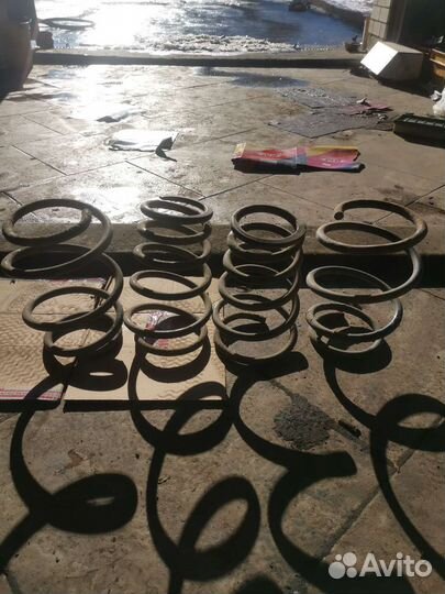 Камри 50 55 пружины