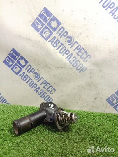 Корпус термостата Toyota Avensis универсал 1.8