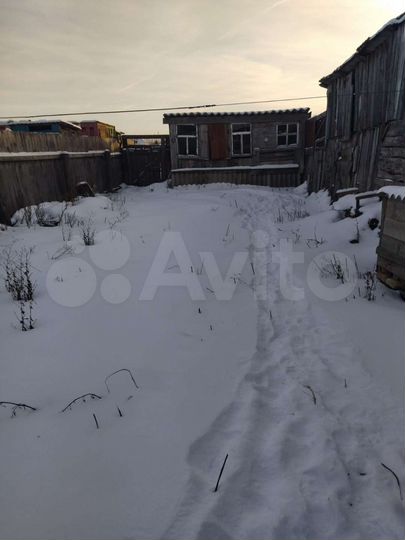 Дом 11,1 м² на участке 8 сот.