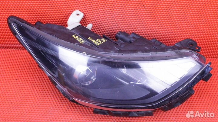 Фара правая Hyundai Sonata DN8 G4KM 92102-L1000