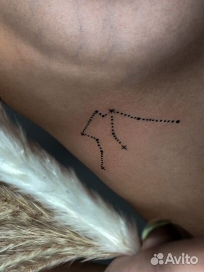 Модель на тату