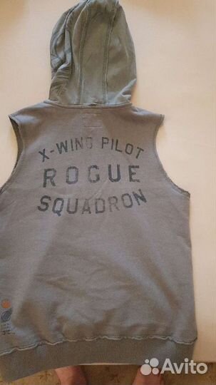 Жилетка для мальчика 9-10 лет,Португалия