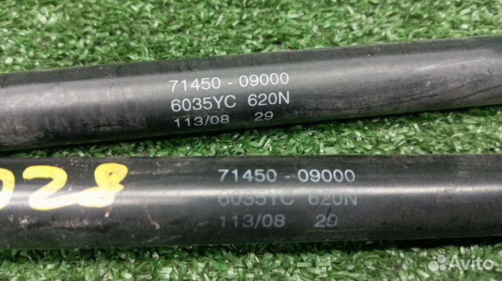 Амортизатор багажника Ssangyong Kyron