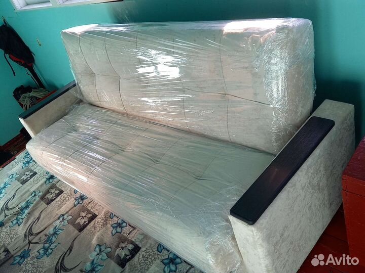 Диван новый