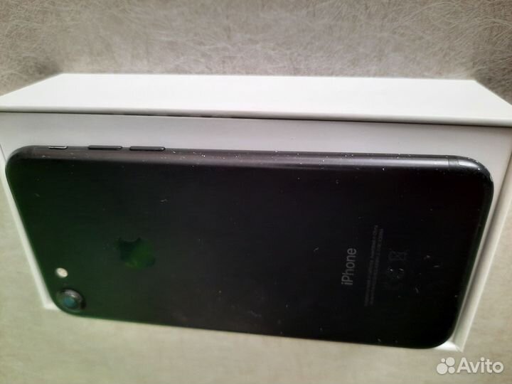 iPhone 7, 32 ГБ