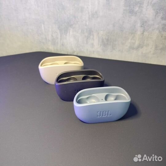 Зарядный кейс JBL Wave 100