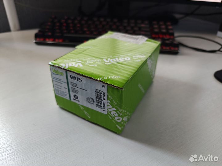 Регулятор генератора Valeo 599182