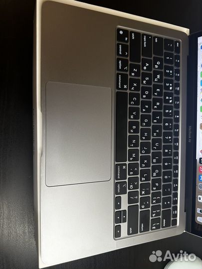 MacBook Air 13 М1/8Gb/256SSD/рст/5ц/Гарантия/Новьё