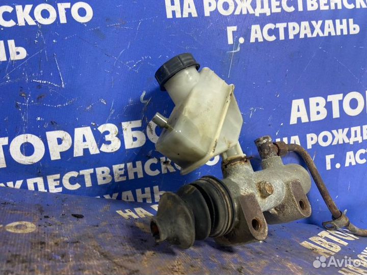 Главный цилиндр сцепления. Iveco Eurotrakker 2005