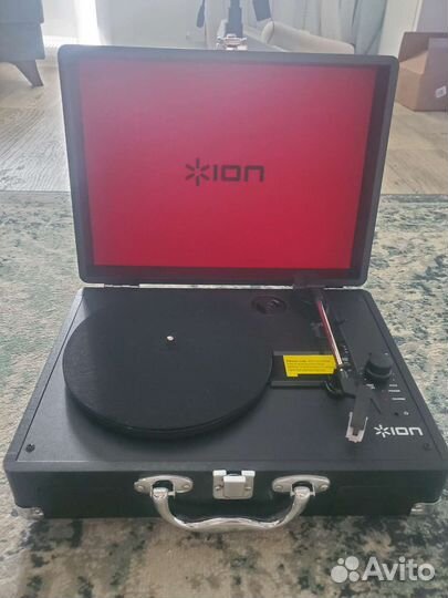 Виниловый проигрыватель Ion Vinyl Motion