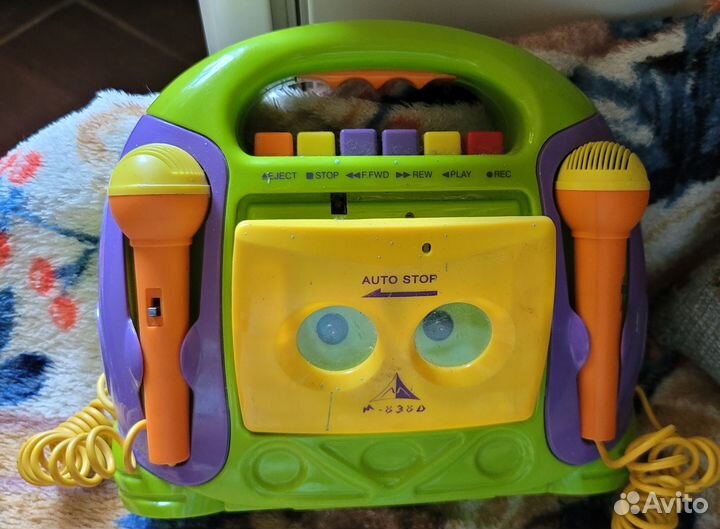 Детский магнитофон с микрофонами