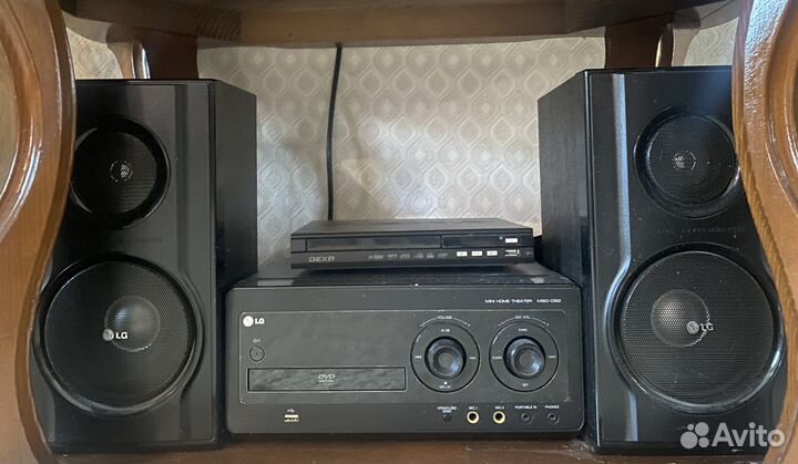 Мини домашний кинотеатр LG MBD-D62