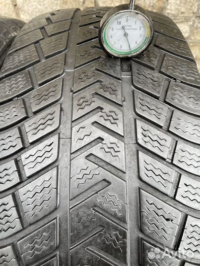 Michelin Latitude Alpin 235/55 R19