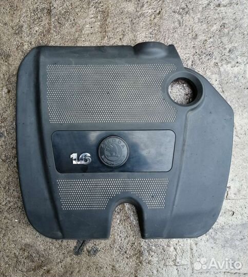 Накладка декоративная Skoda Octavia A4