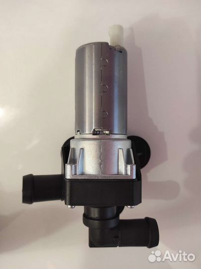 Дополнительная помпа BMW E90