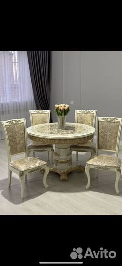 Столы и стулья новые