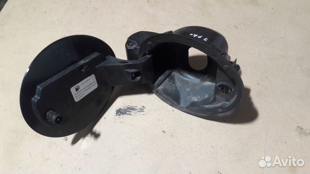 Hyundai Getz Лючок бензобака оригинал TB 2007г