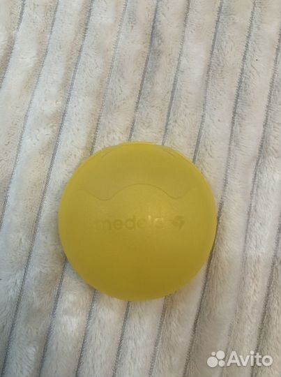 Накладки на грудь medela + вкладыши